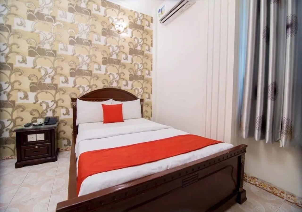 Tan Hoang Long Hotel Хошимін Екстер'єр фото