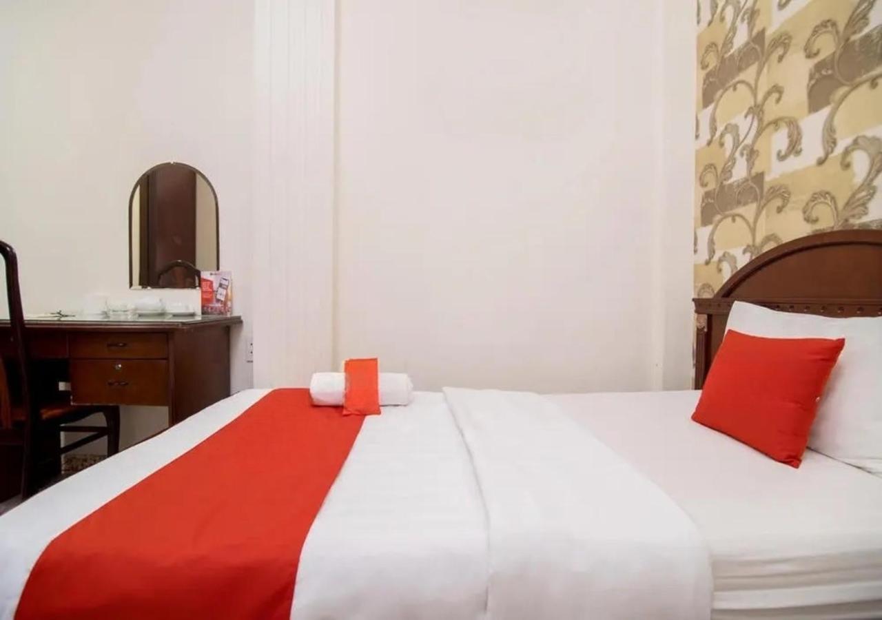 Tan Hoang Long Hotel Хошимін Екстер'єр фото