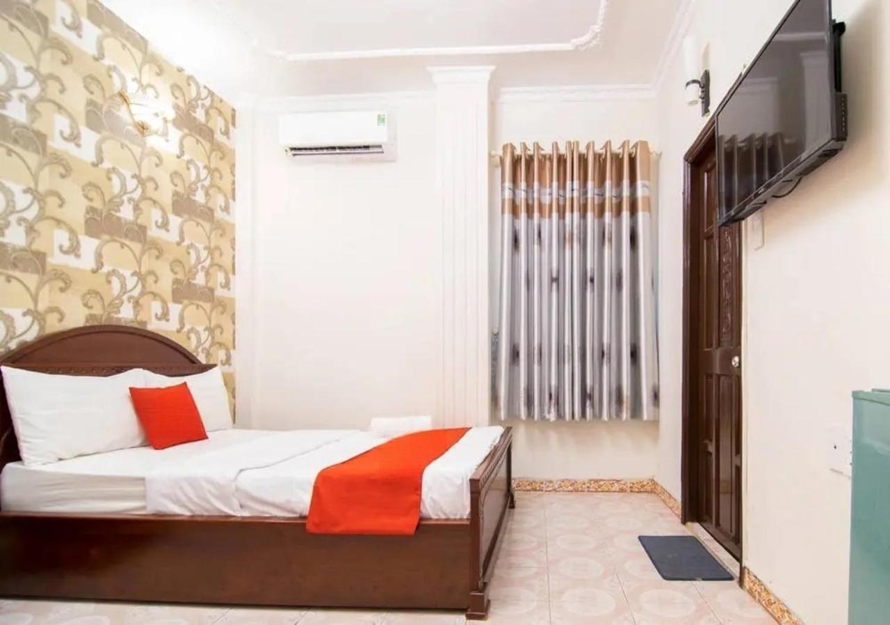 Tan Hoang Long Hotel Хошимін Екстер'єр фото