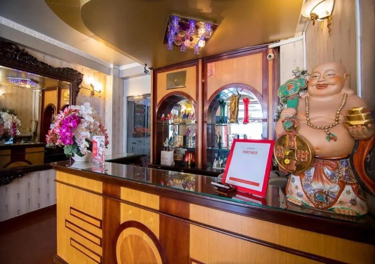 Tan Hoang Long Hotel Хошимін Екстер'єр фото